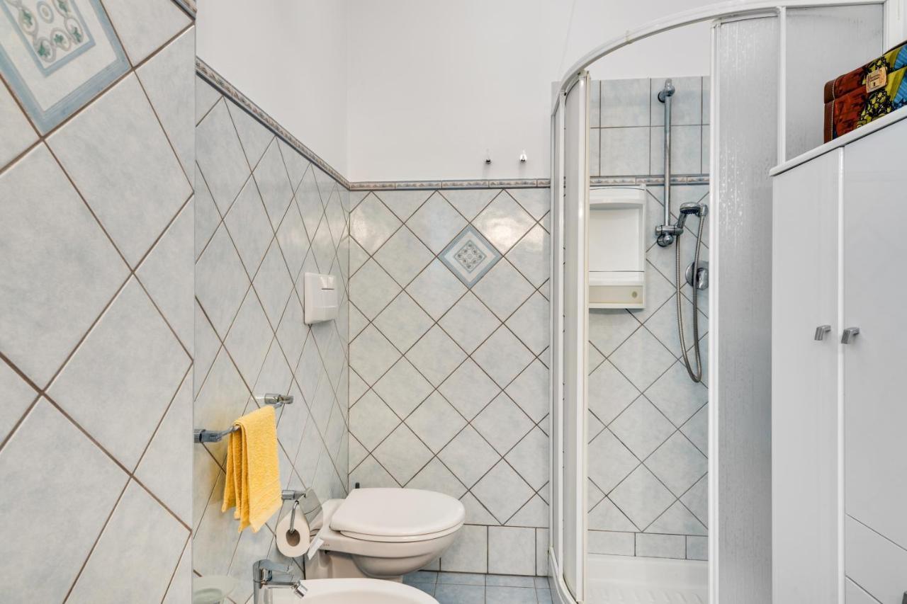 Roomy And Bright Apartment With Balconies X6 Catania Exterior photo
