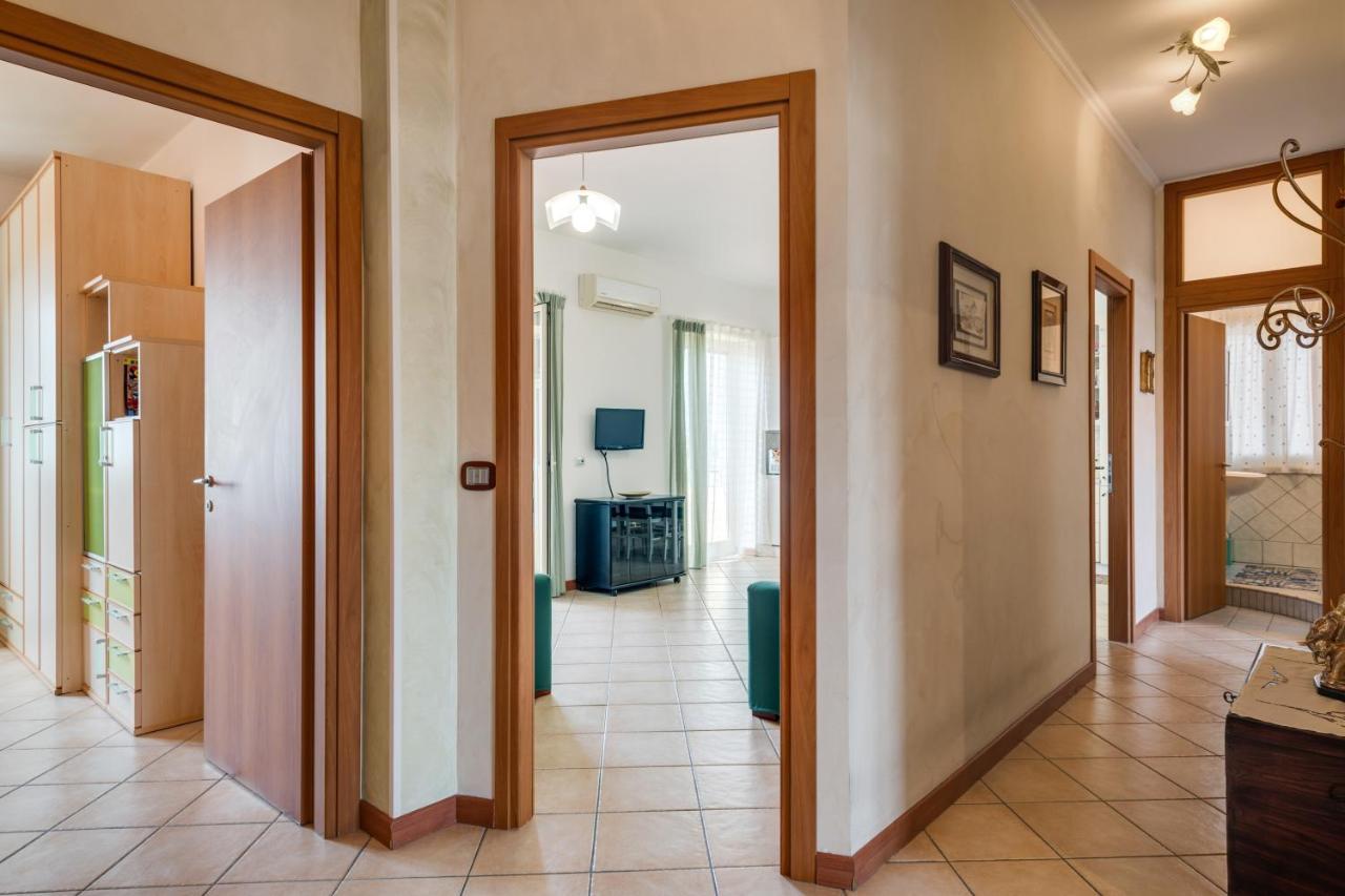 Roomy And Bright Apartment With Balconies X6 Catania Exterior photo